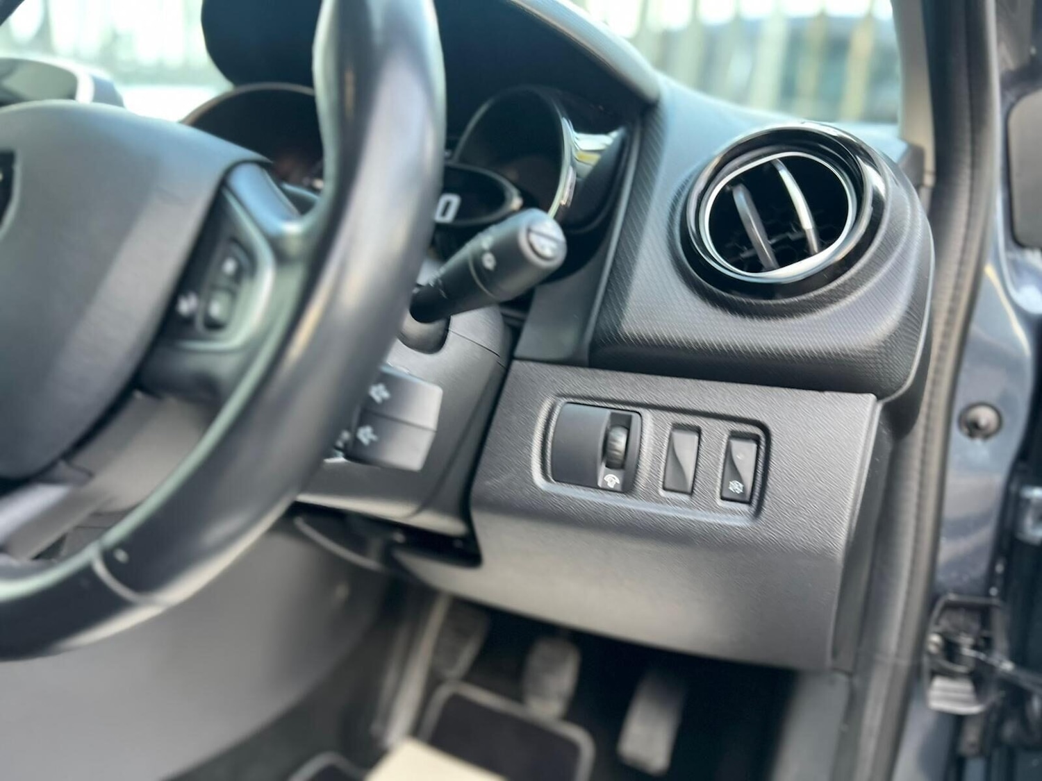 Used Renault Clio 2018 for sale - 77249772: Photo 49