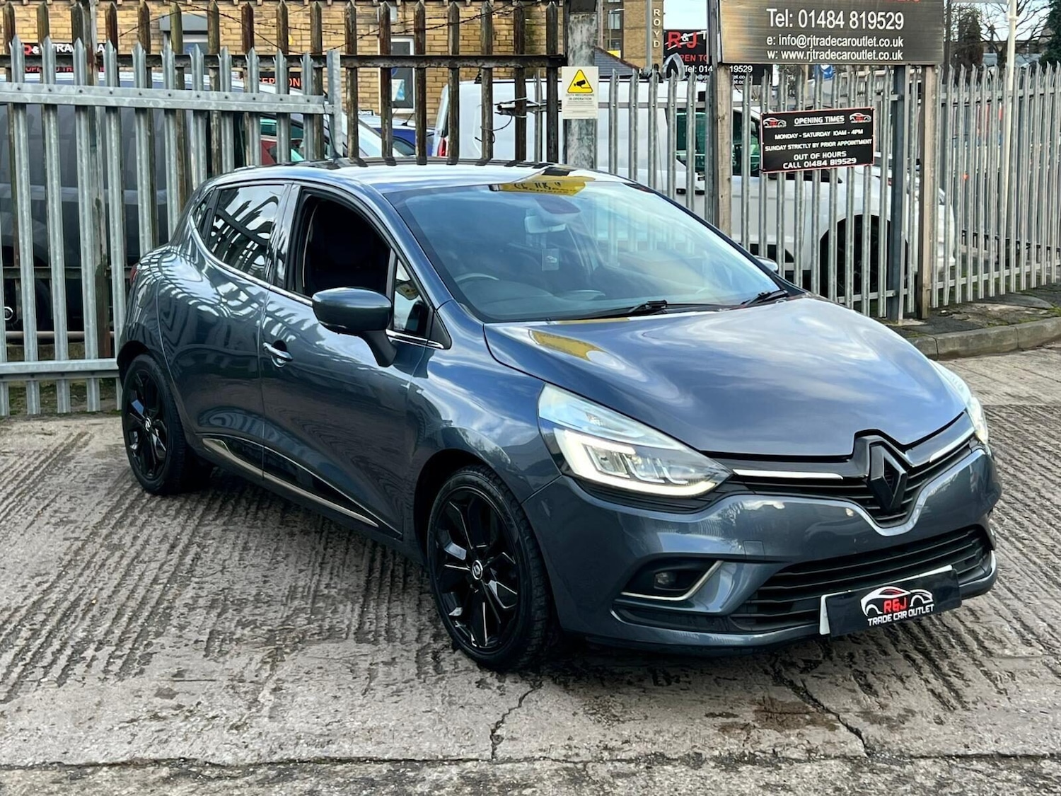Used Renault Clio 2018 for sale - 77249772: Photo 7
