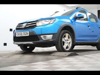 2016 (66) - 1.5 dCi Laureate Hatchback 5dr Diesel Manual Euro 6 (s/s) (90 ps)