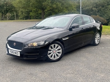Used Jaguar XE 2016 for sale - 75636453: Photo