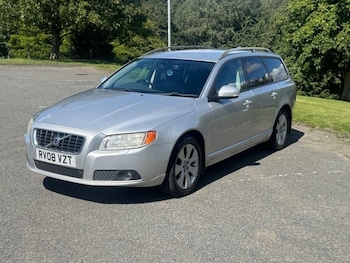 Used Volvo V70 2008 for sale - 75456625: Photo