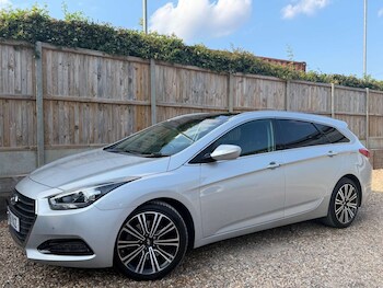 Used Hyundai i40 2016 for sale - 79563580: Photo