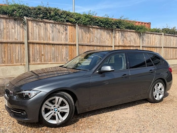 Used BMW 3 Series 2015 for sale - 79563560: Photo