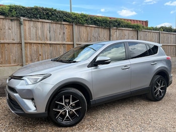 Used Toyota RAV4 2016 for sale - 79563547: Photo