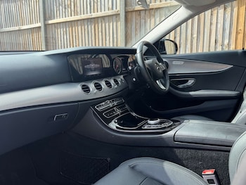 Used Mercedes-Benz E Class 2017 for sale - 79563552: Photo
