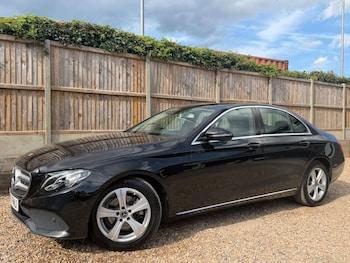 Used Mercedes-Benz E Class 2017 for sale - 79563552: Photo