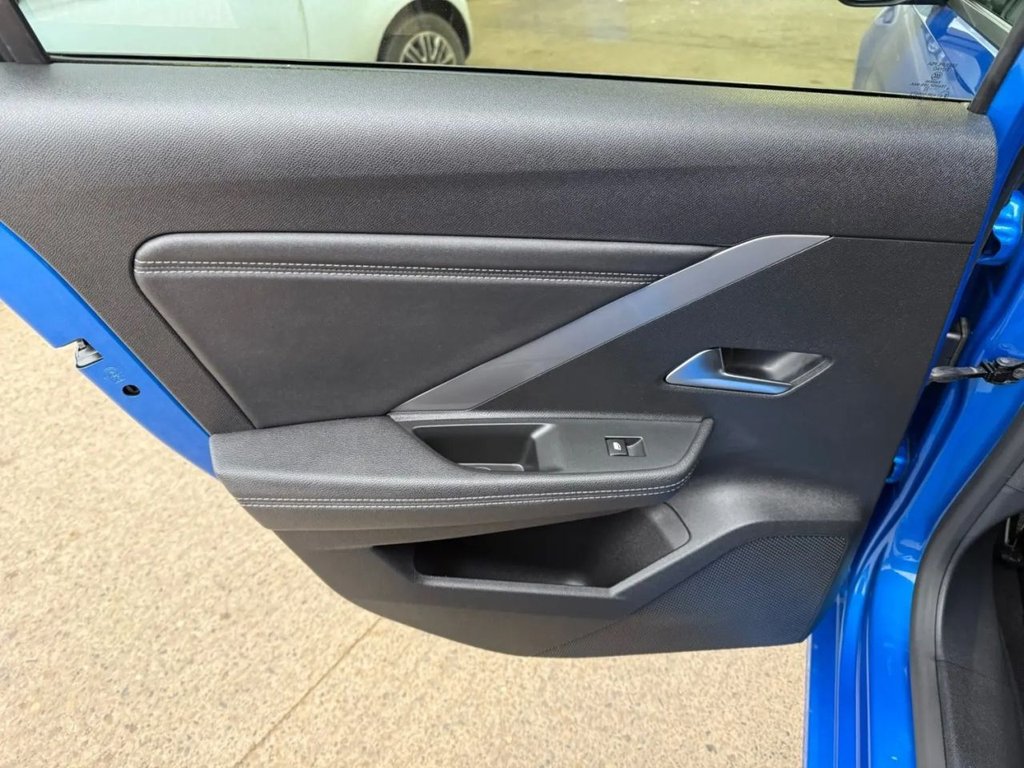 Used Vauxhall Astra 2023 for sale - 77179510: Photo 3