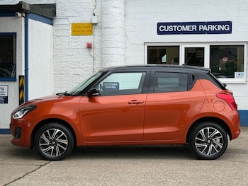 Used Suzuki Swift 2023 for sale - 78769213: Photo