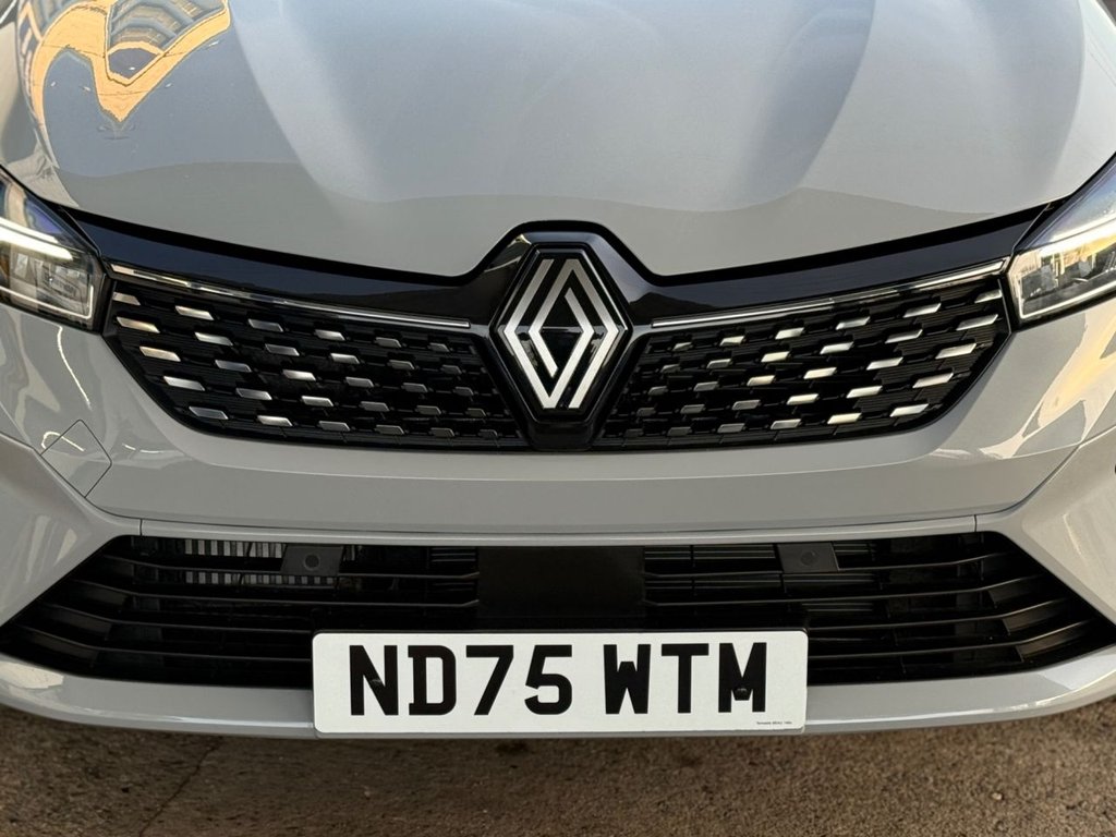 Used Renault Clio 2025 for sale - 77179515: Photo 17