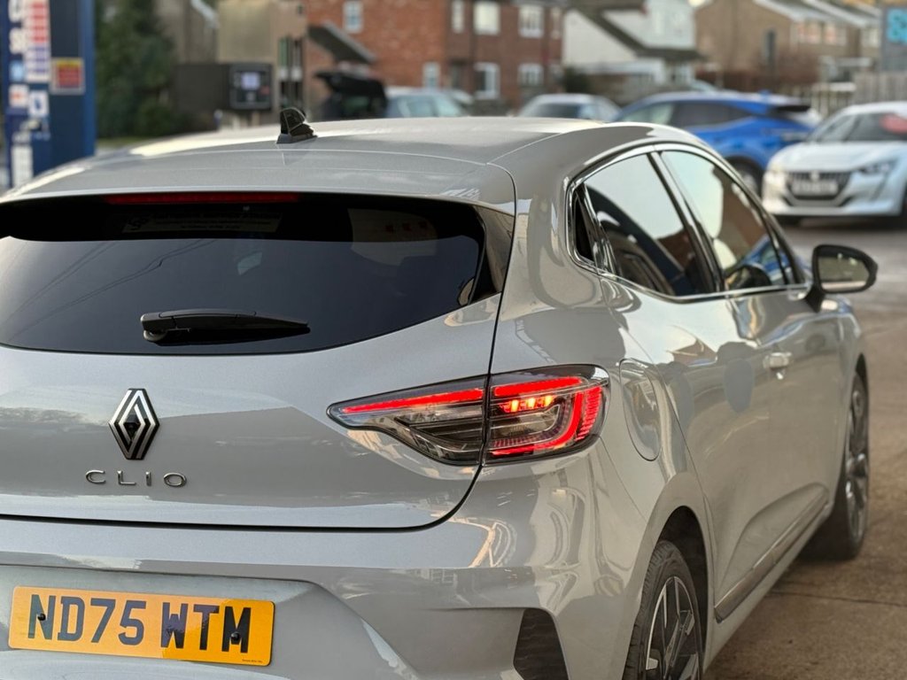 Used Renault Clio 2025 for sale - 77179515: Photo 34