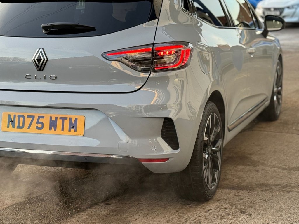 Used Renault Clio 2025 for sale - 77179515: Photo 35