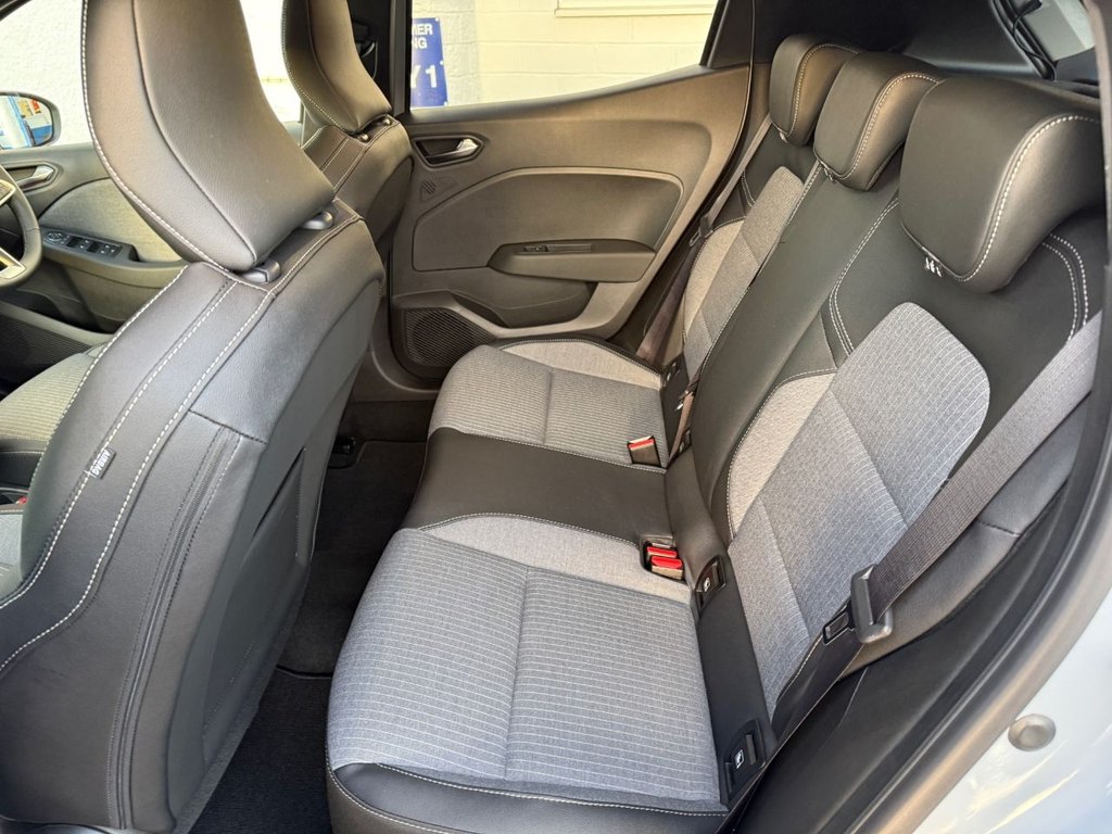 Used Renault Clio 2025 for sale - 77179515: Photo 7