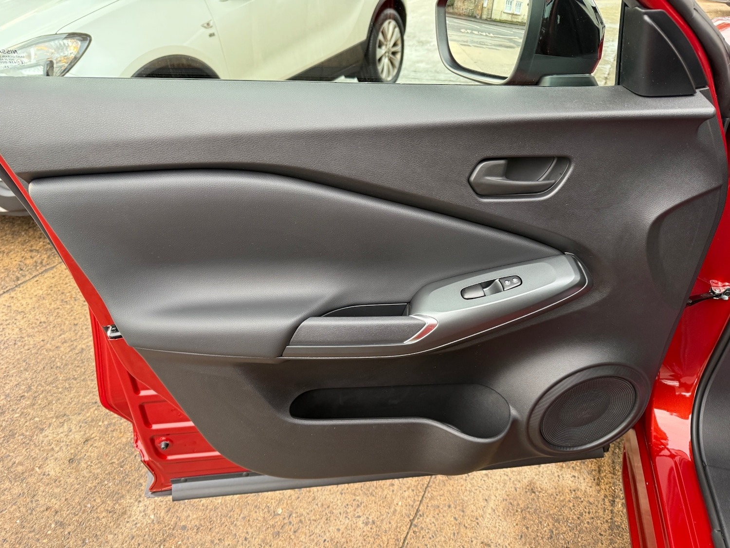 Used Nissan Juke 2025 for sale - 76650812: Photo 51