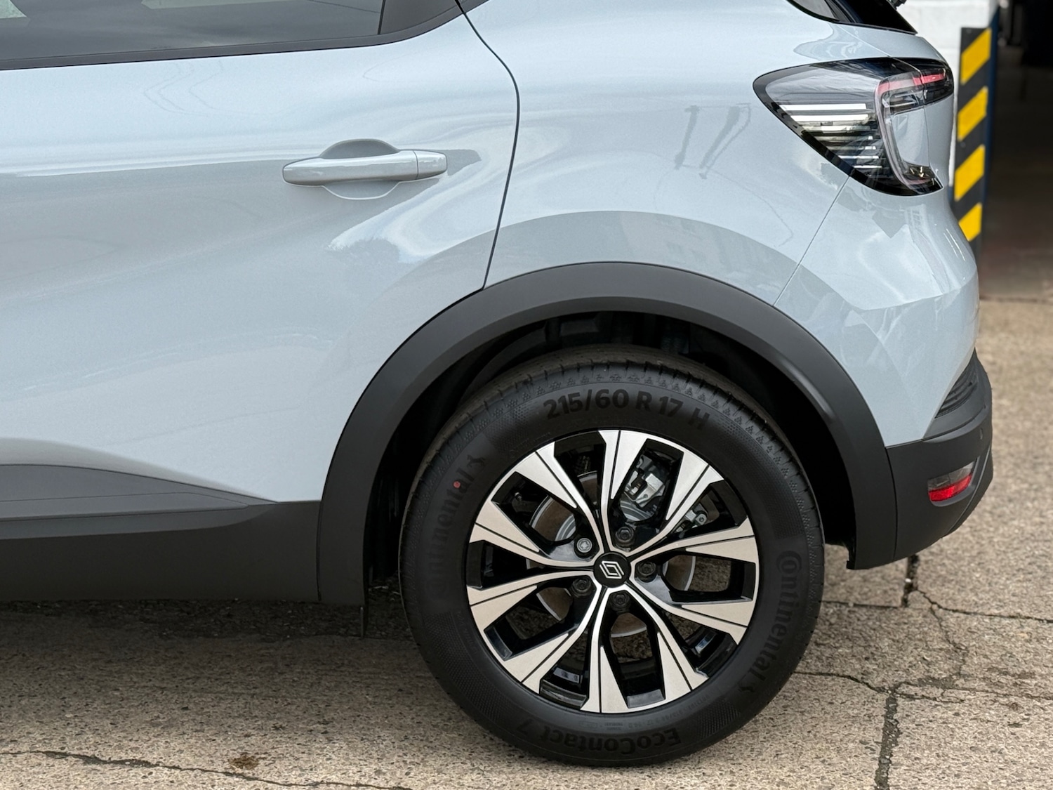 Used Renault Captur 2025 for sale - 76172244: Photo 26
