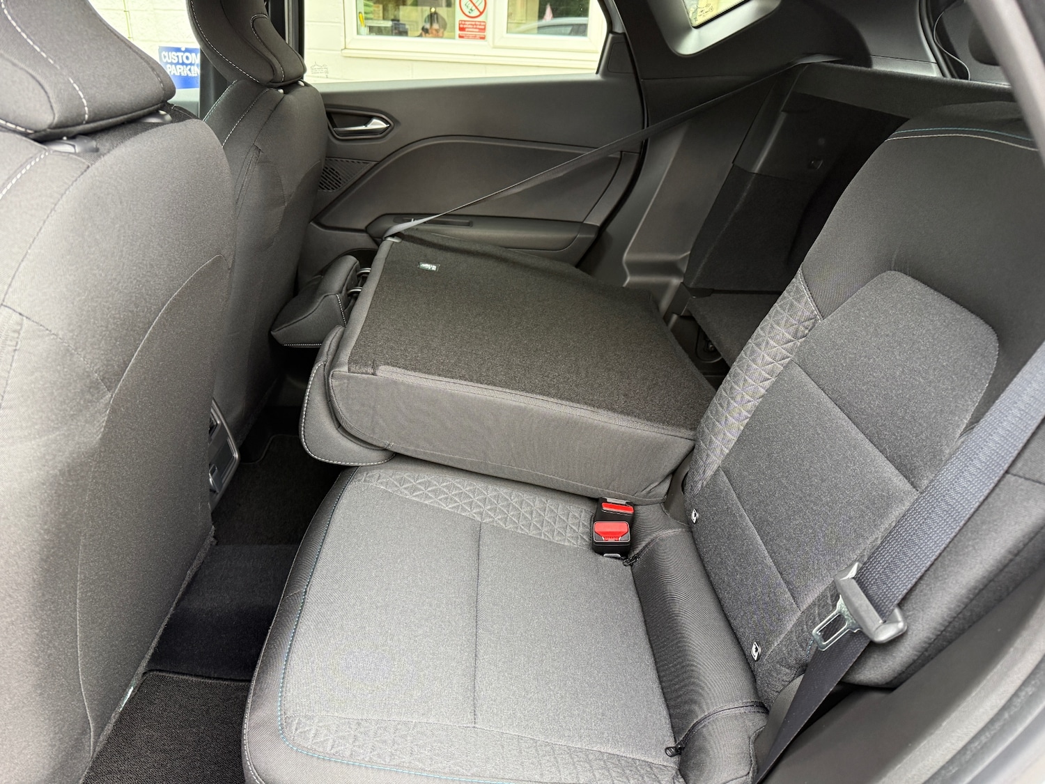 Used Renault Captur 2025 for sale - 76172244: Photo 46