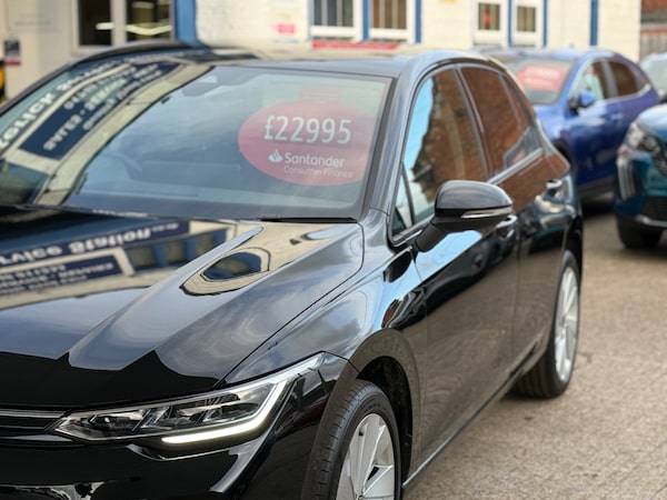 Used Volkswagen Golf 2025 for sale - 76242787: Photo 21