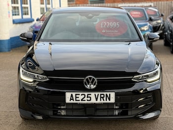 Used Volkswagen Golf 2025 for sale - 76242787: Photo 2