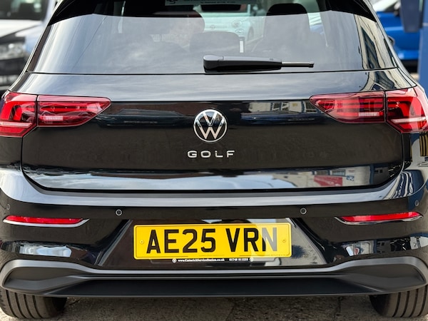 Used Volkswagen Golf 2025 for sale - 76242787: Photo 32