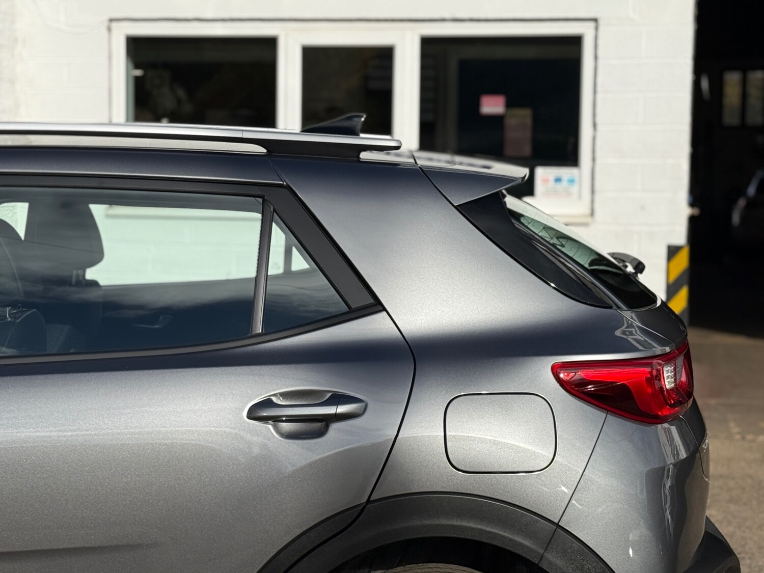 Used Kia Stonic 2025 for sale - 76384643: Photo 25