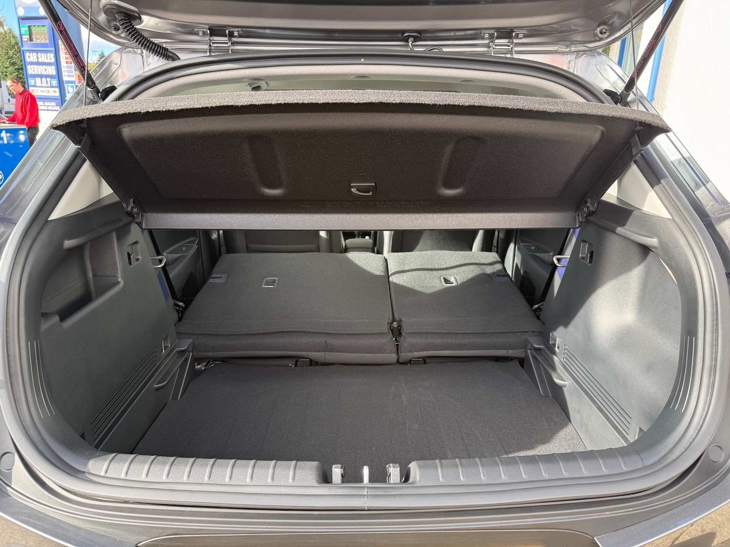 Used Kia Stonic 2025 for sale - 76384643: Photo 42