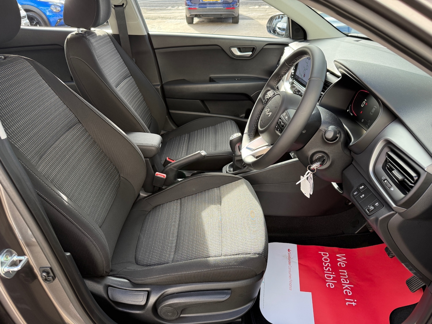 Used Kia Stonic 2025 for sale - 76384643: Photo 60