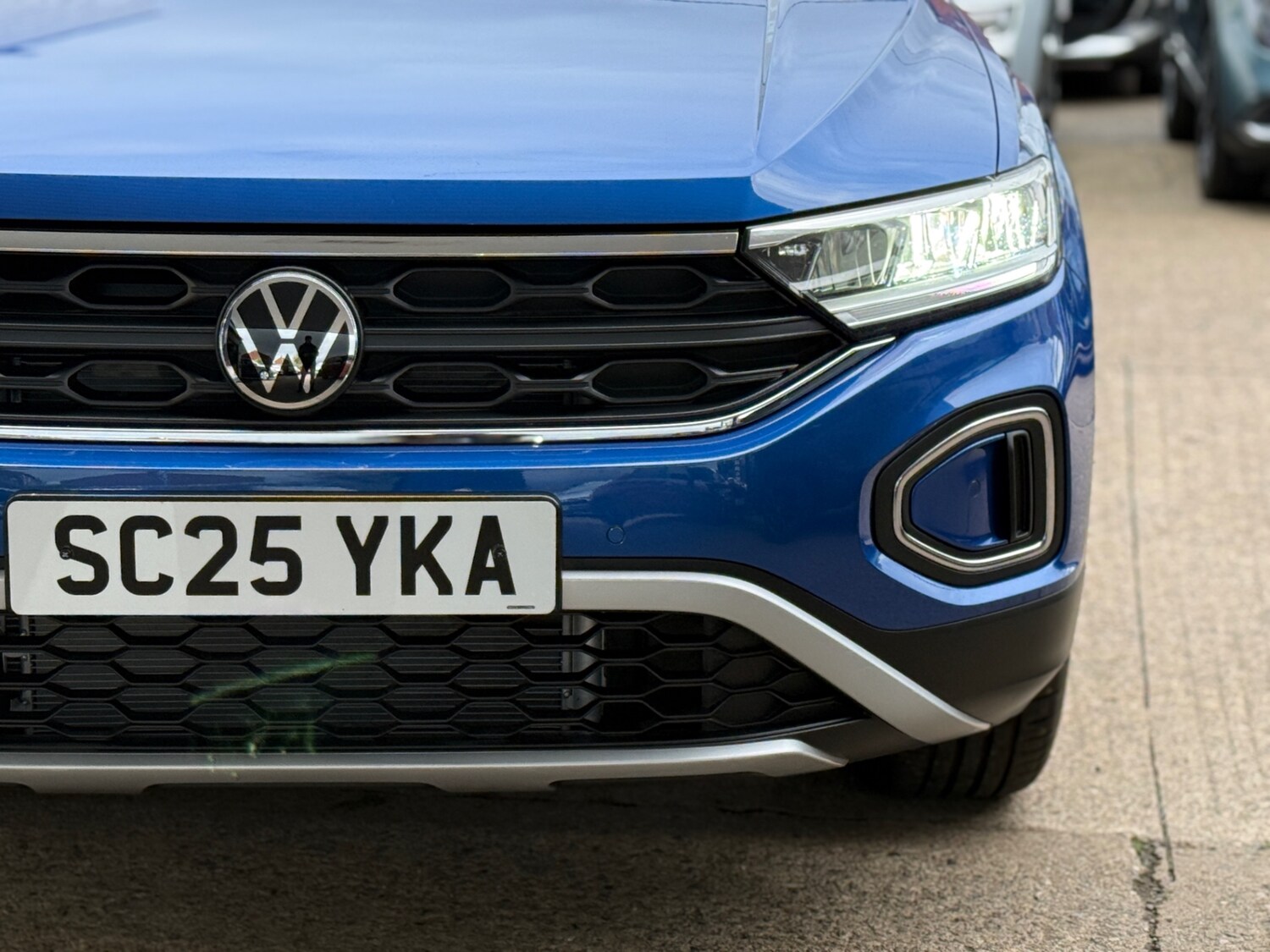 Used Volkswagen T-Roc 2025 for sale - 76391196: Photo 19