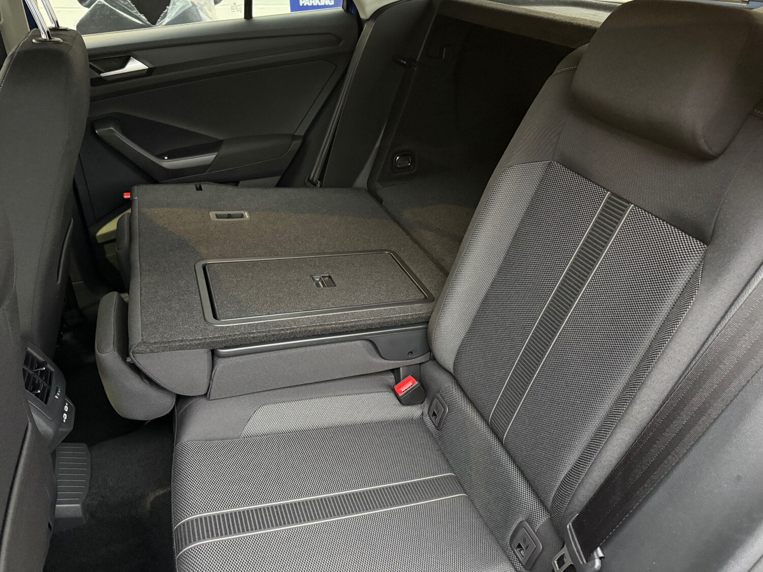 Used Volkswagen T-Roc 2025 for sale - 76391196: Photo 45