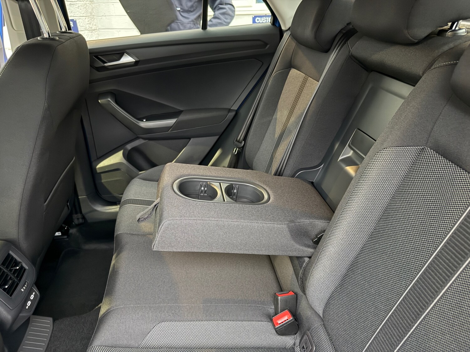 Used Volkswagen T-Roc 2025 for sale - 76391196: Photo 47