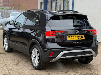 Used Volkswagen T-Cross 2024 for sale - 76959748: Photo