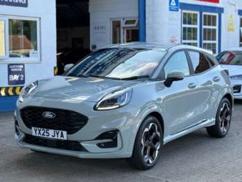 2025 (25) - 1.0 EcoBoost Hybrid mHEV ST-Line X, UNDER 500 MILES, MAY 2028 FORD WARRANTY 5-Door