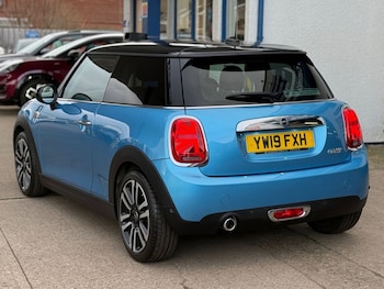 Used MINI Hatch 2019 for sale - 77693579: Photo