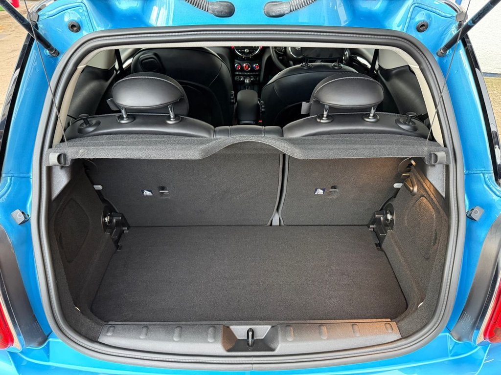 Used MINI Hatch 2019 for sale - 77693579: Photo 6