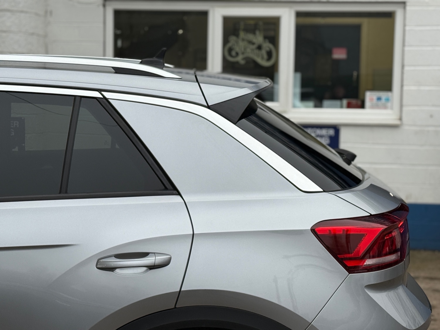 Used Volkswagen T-Roc 2022 for sale - 77001255: Photo 22