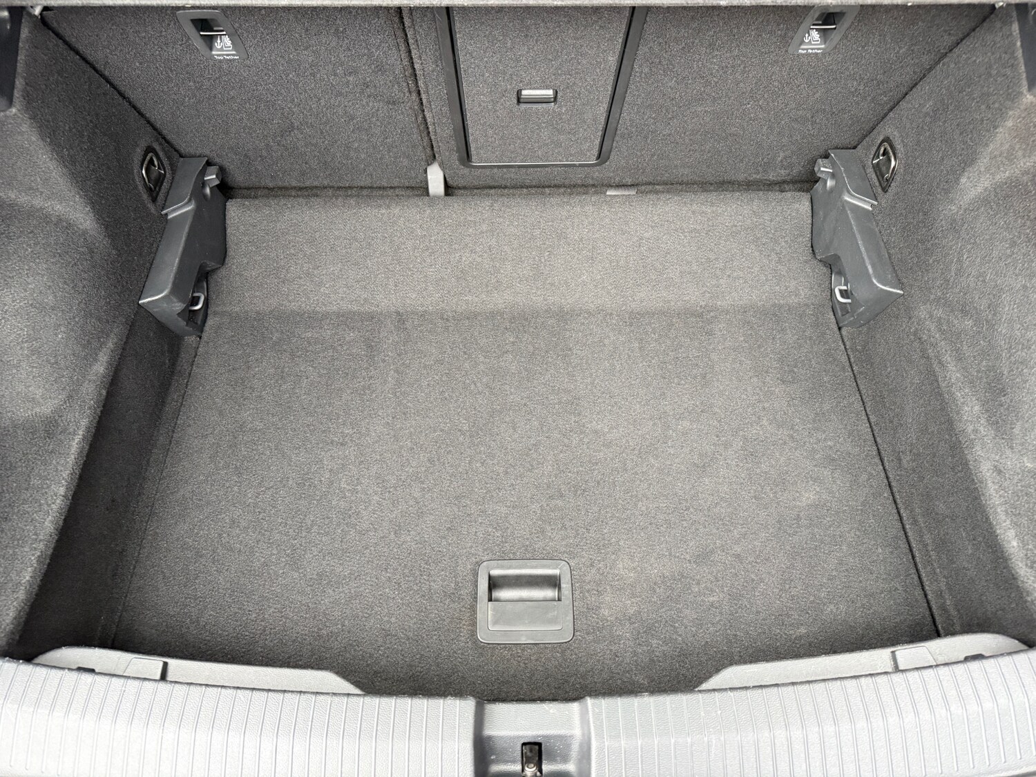 Used Volkswagen T-Roc 2022 for sale - 77001255: Photo 37