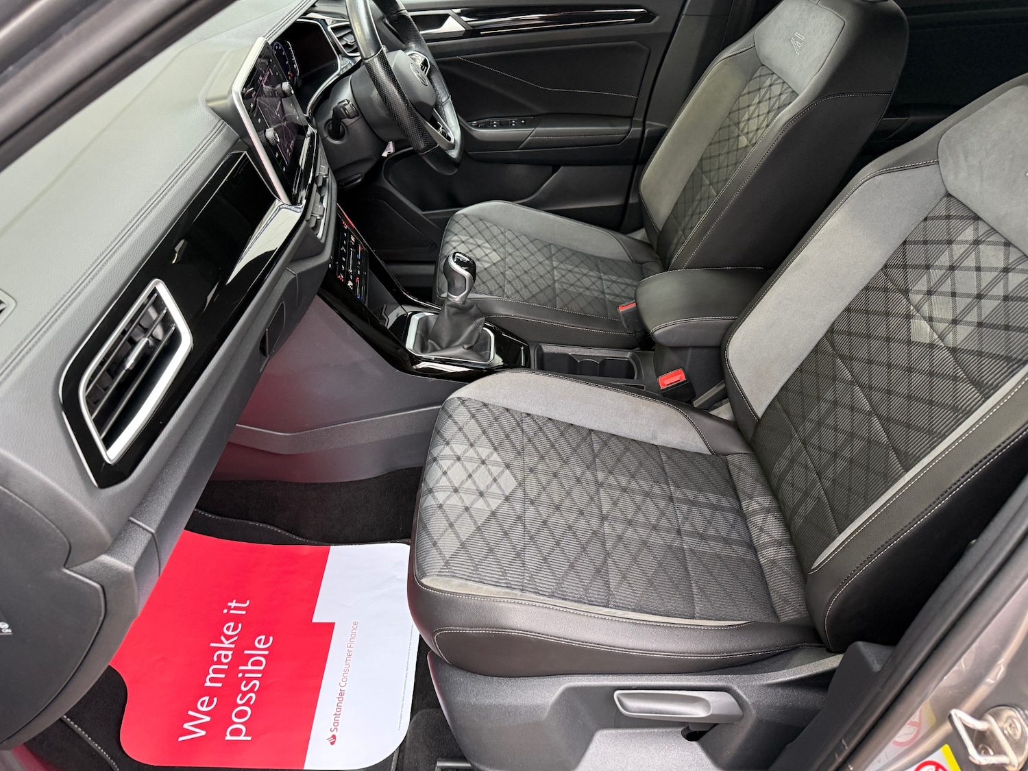 Used Volkswagen T-Roc 2022 for sale - 77001255: Photo 50