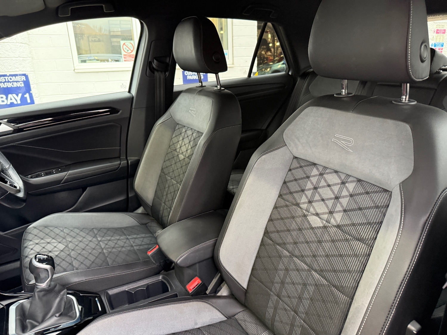 Used Volkswagen T-Roc 2022 for sale - 77001255: Photo 51