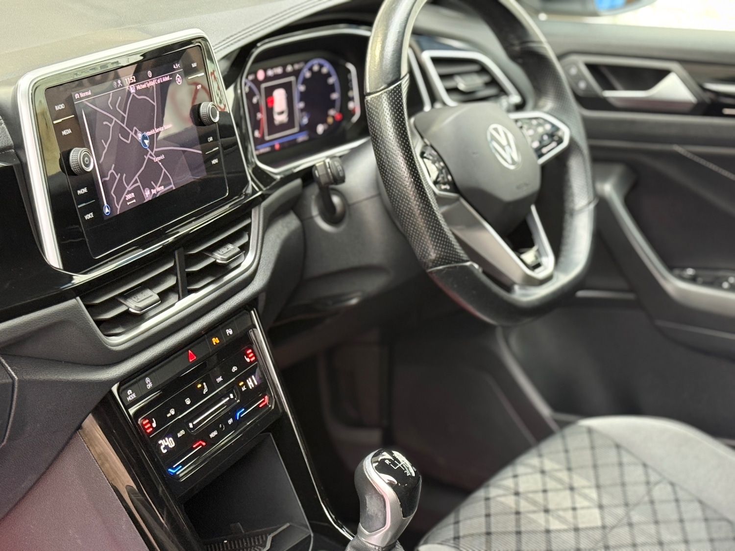 Used Volkswagen T-Roc 2022 for sale - 77001255: Photo 55