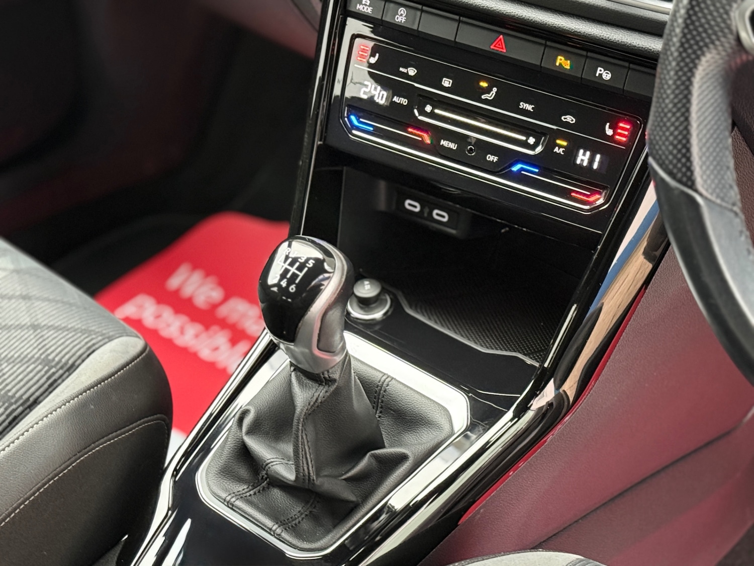 Used Volkswagen T-Roc 2022 for sale - 77001255: Photo 58