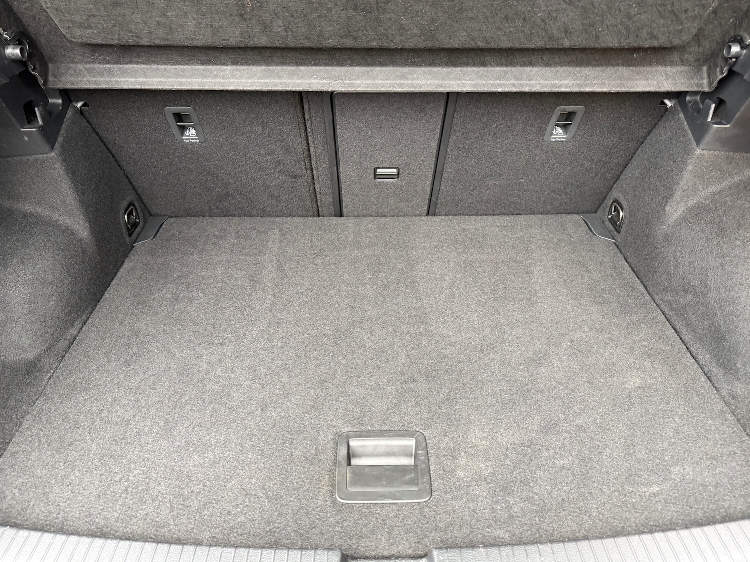 Used Volkswagen T-Roc 2022 for sale - 77001255: Photo 6