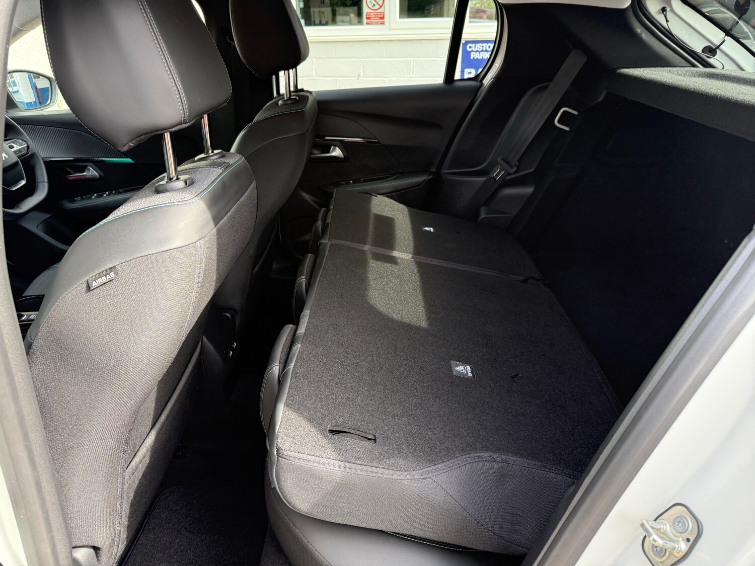 Used Peugeot 208 2022 for sale - 75726426: Photo 42