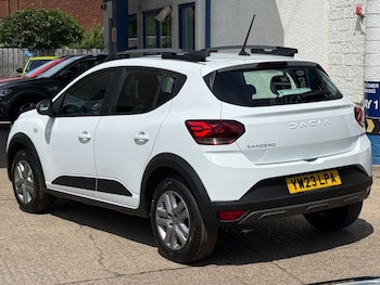 Used Dacia Sandero Stepway 2023 for sale - 78964369: Photo