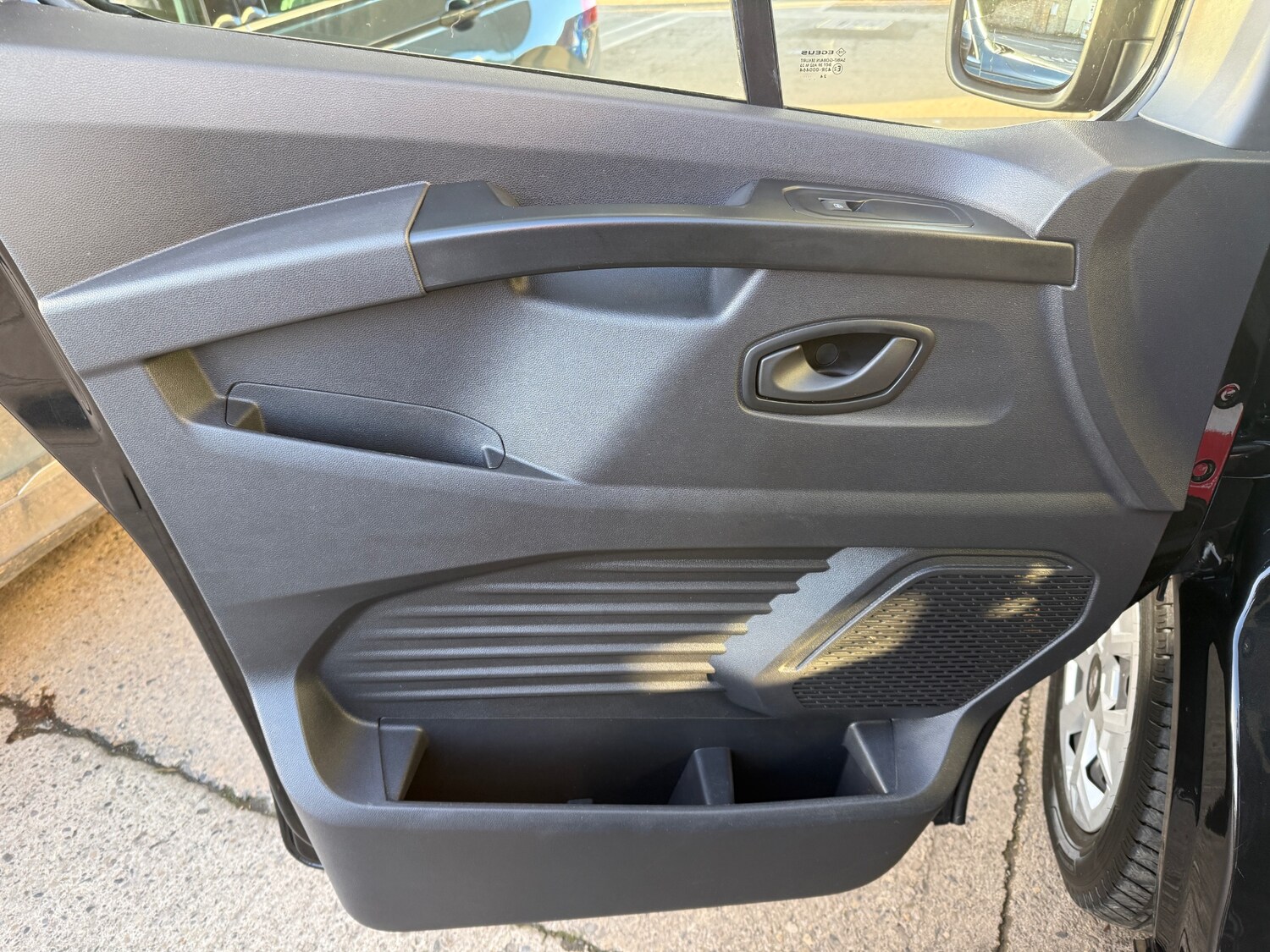 Used Renault Trafic 2024 for sale - 76750470: Photo 48