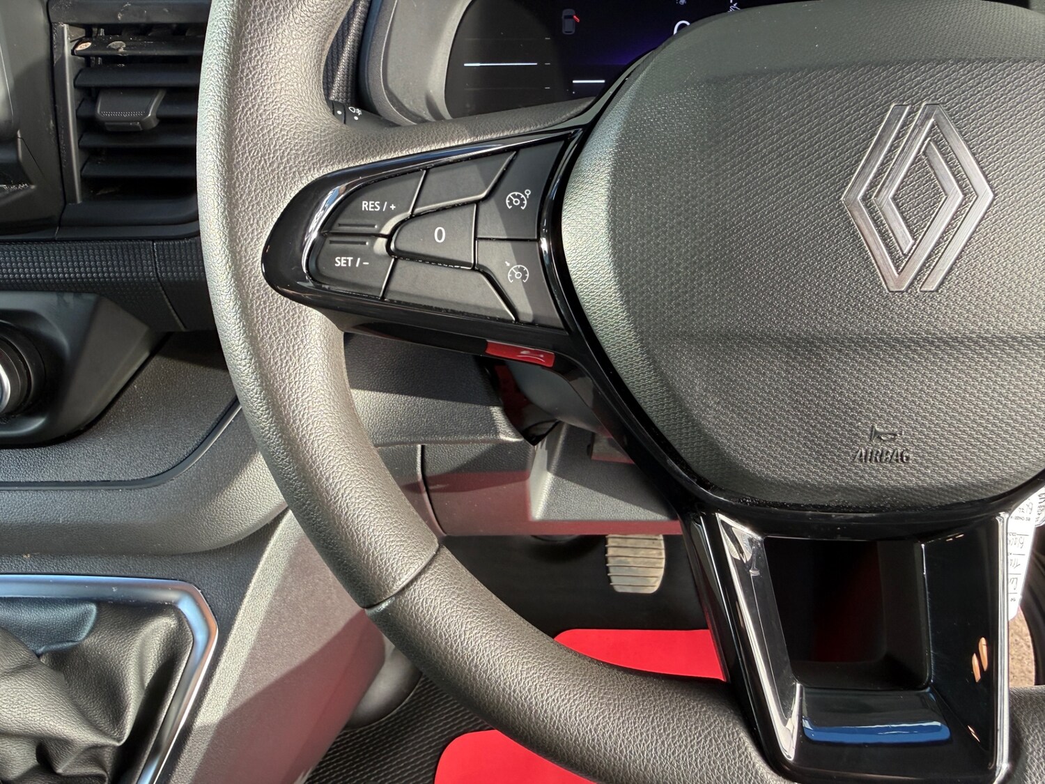 Used Renault Trafic 2024 for sale - 76750470: Photo 62