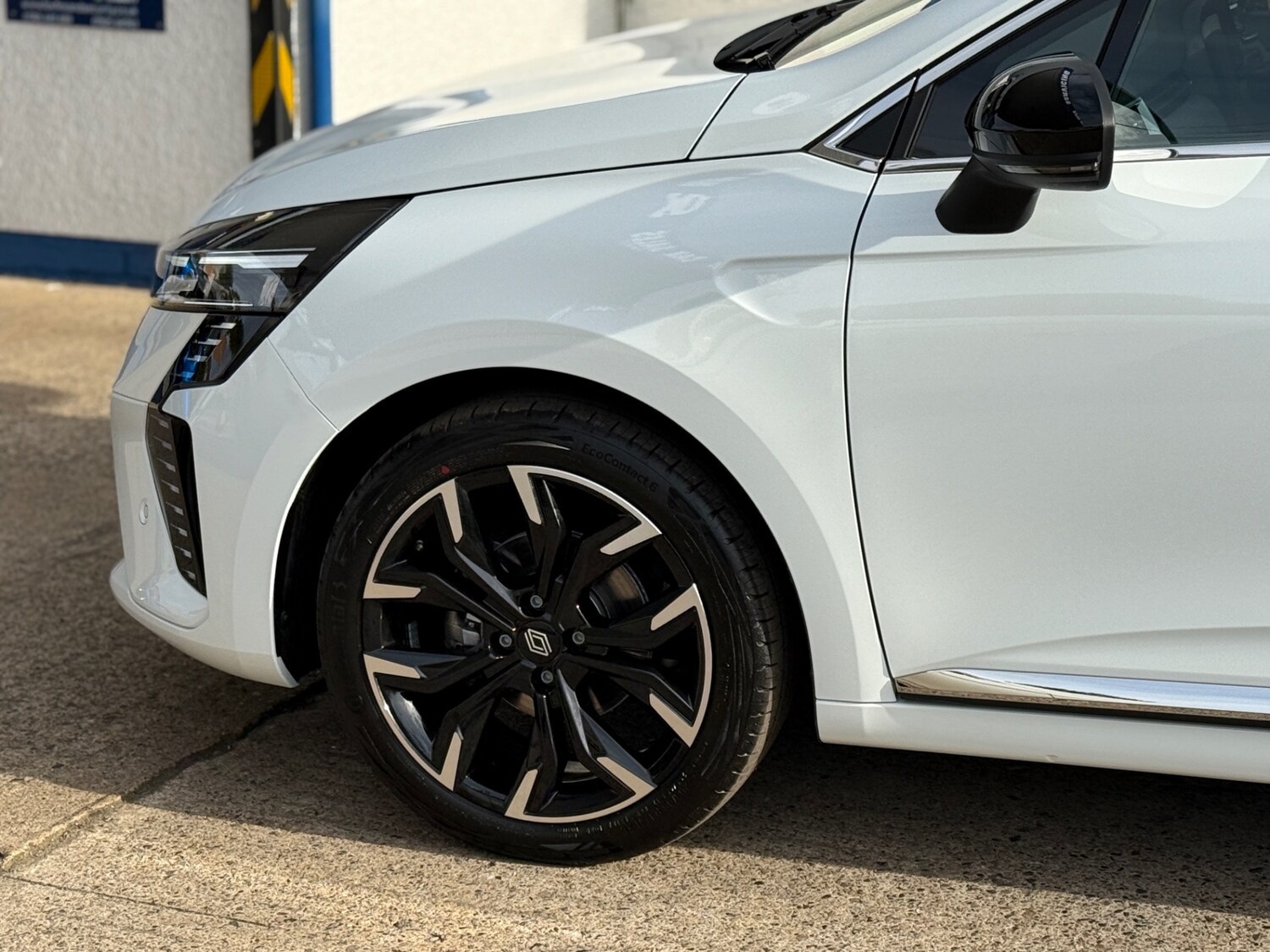 Used Renault Clio 2025 for sale - 76242844: Photo 24