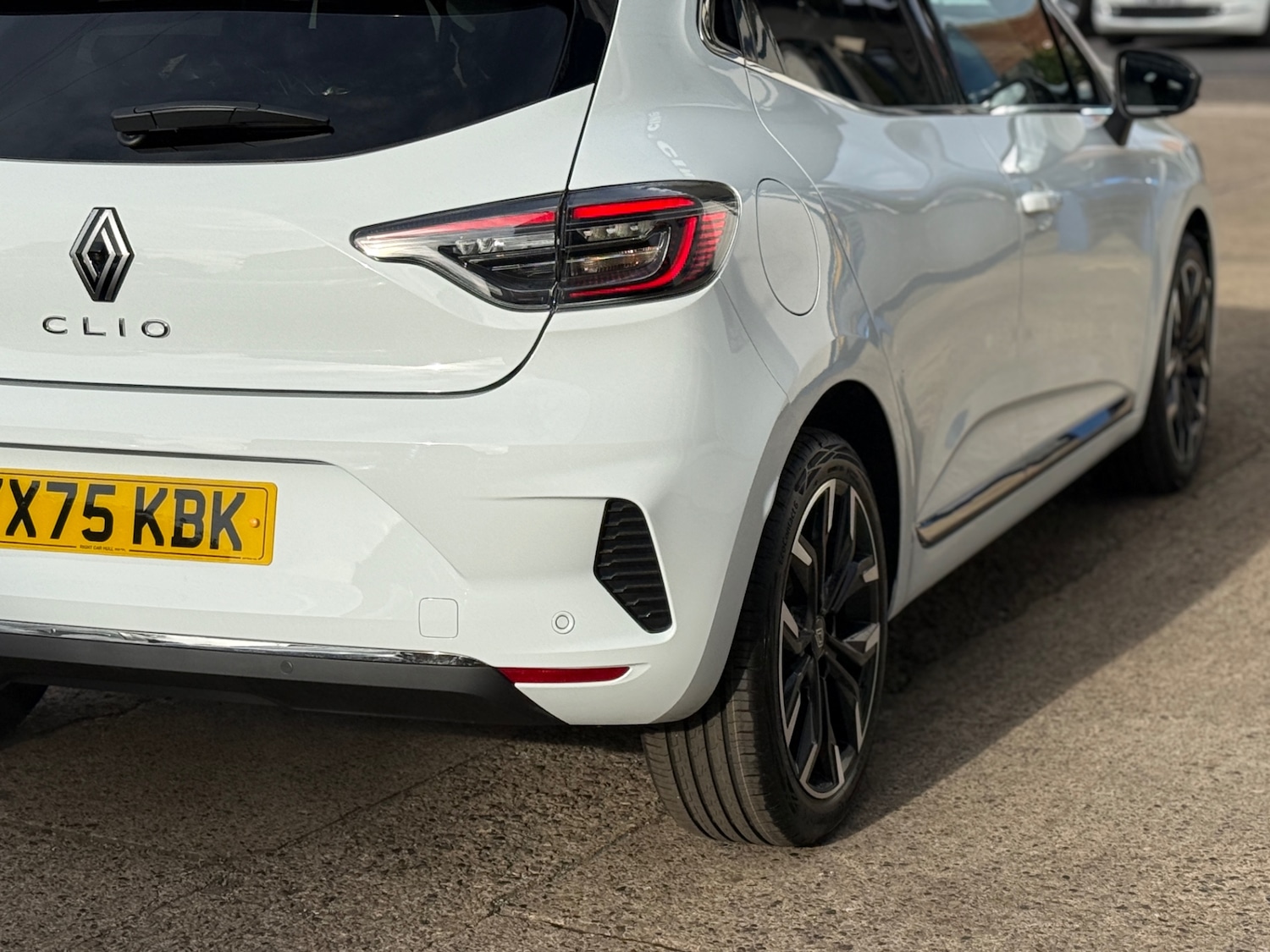 Used Renault Clio 2025 for sale - 76242844: Photo 36