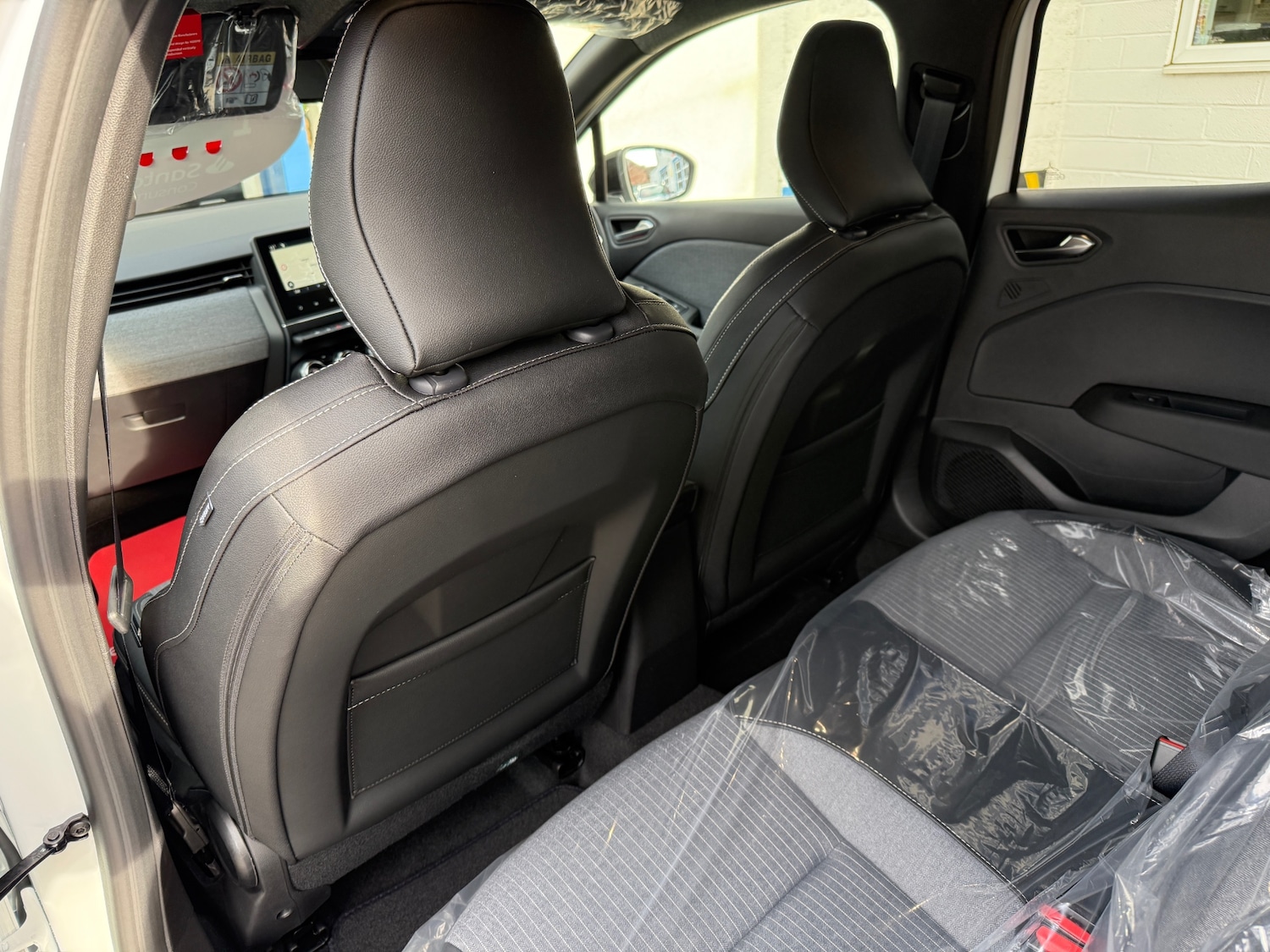 Used Renault Clio 2025 for sale - 76242844: Photo 45