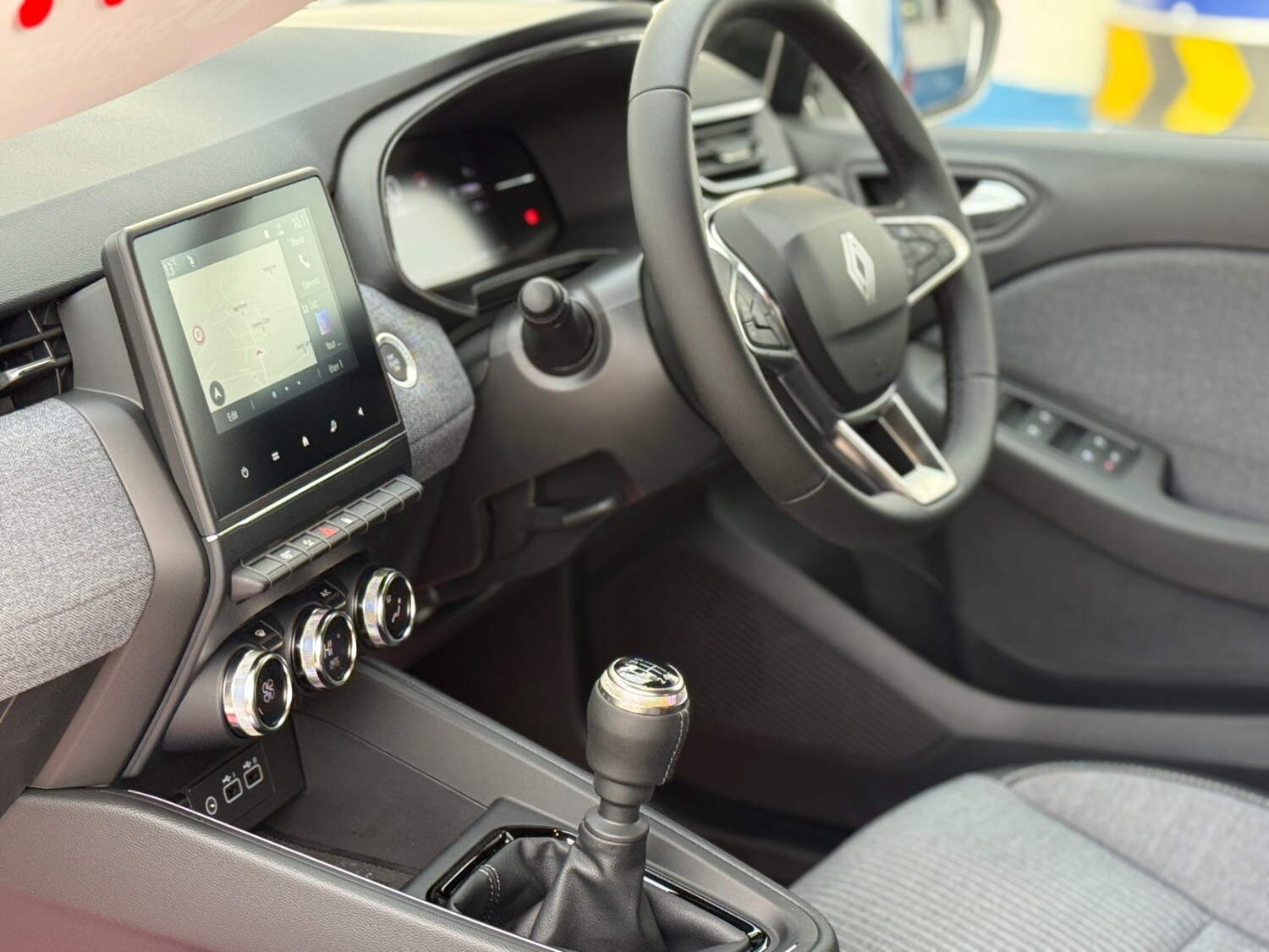 Used Renault Clio 2025 for sale - 76242844: Photo 54