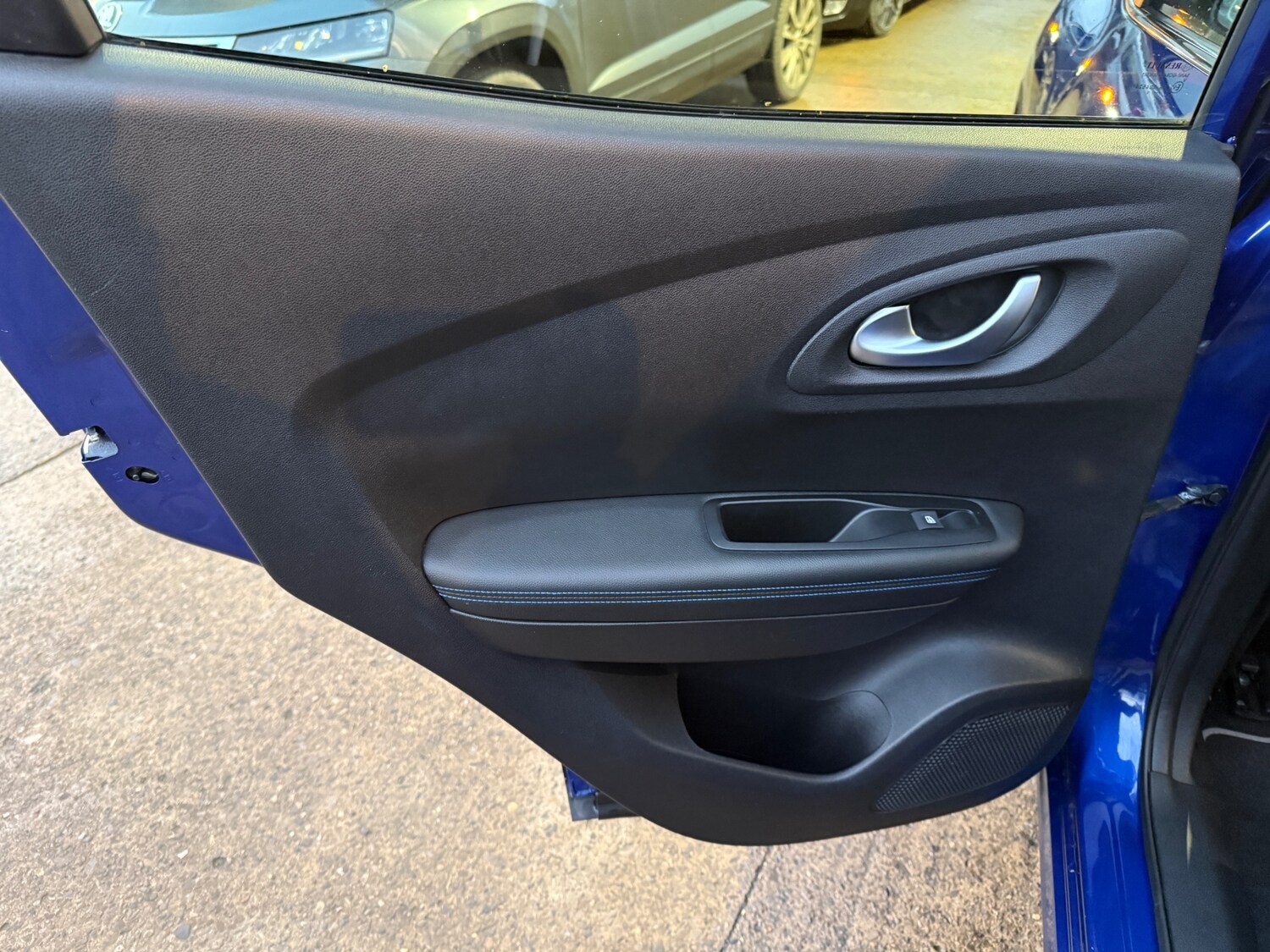 Used Renault Kadjar 2019 for sale - 76453139: Photo 51