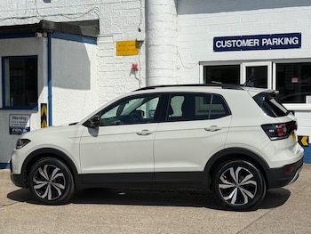 Used Volkswagen T-Cross 2024 for sale - 75582965: Photo