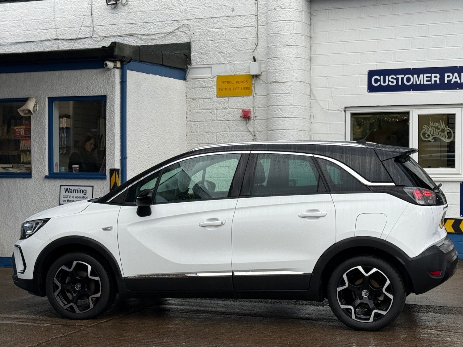 Used Vauxhall Crossland 2022 for sale - 76831934: Photo 3